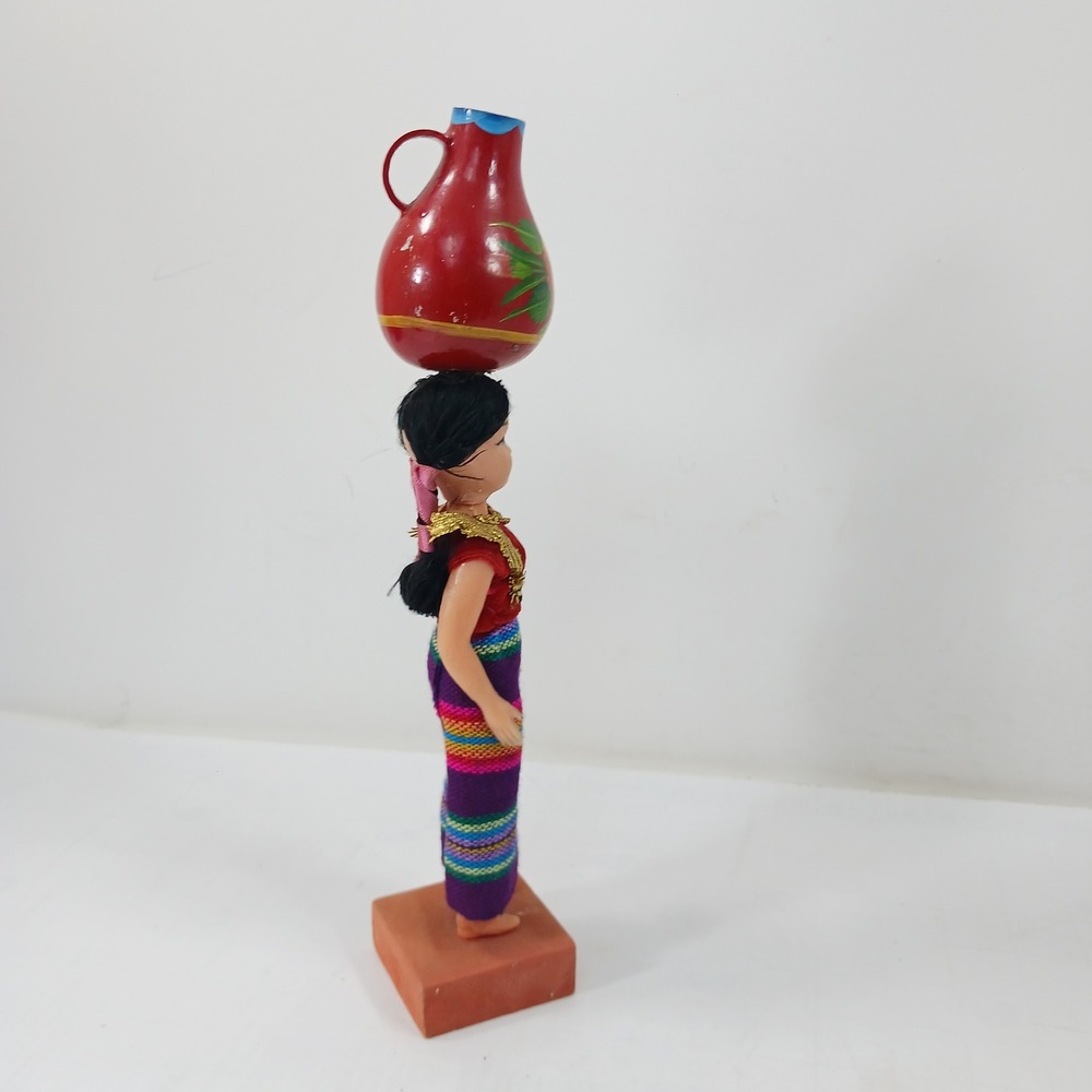 Vintage Guatemalan Souvenir Doll Traditional Dress Water Jug Folk Art 12.5" - Picture 4 of 15